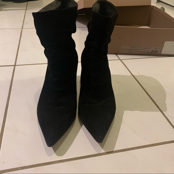 Gianvito Rossi Slouchy Ankle Boots - 38.5 - Picture 3 of 16